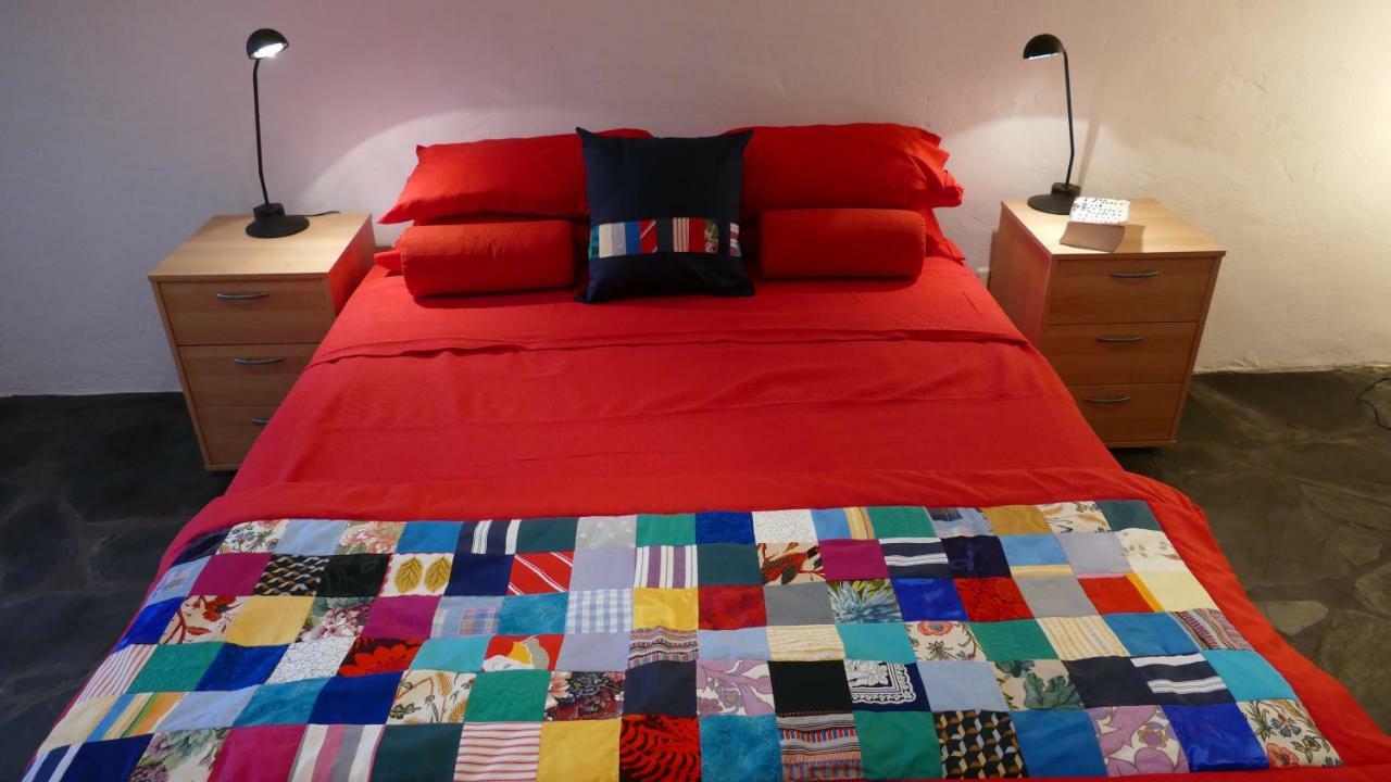 Cala Clareta Bed & Breakfast Castellfollit de la Roca Luaran gambar