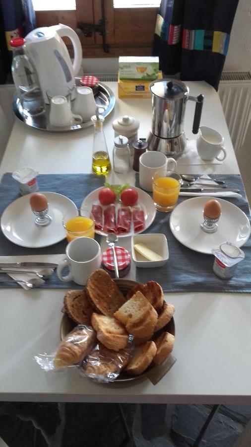 Cala Clareta Bed & Breakfast Castellfollit de la Roca Luaran gambar